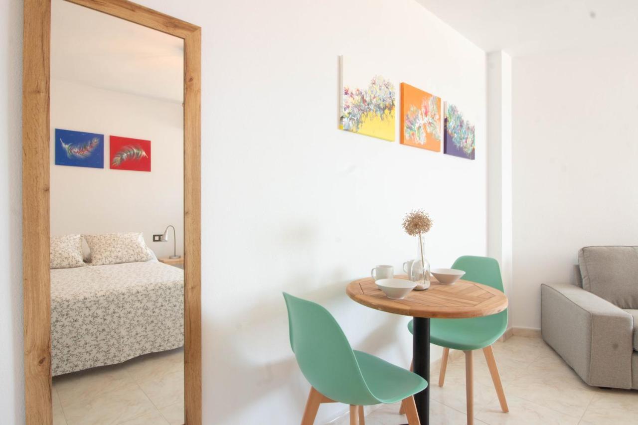 Larios Dos 504. Estudio Con Vistas Al Mar Cerca De La Playa تورّوكس كوستا المظهر الخارجي الصورة