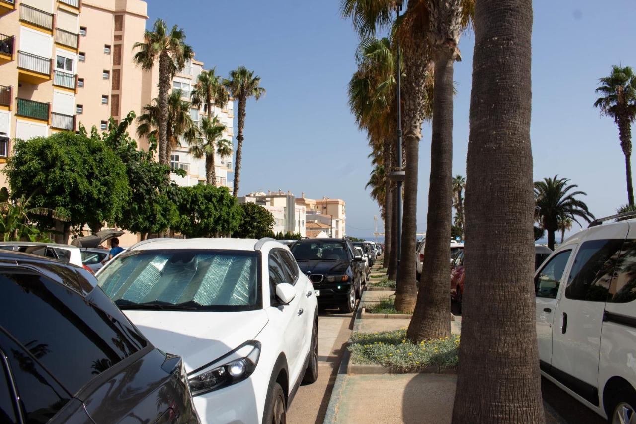 Larios Dos 504. Estudio Con Vistas Al Mar Cerca De La Playa تورّوكس كوستا المظهر الخارجي الصورة